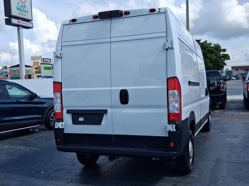 Used 2023 RAM ProMaster 2500 FWD image 4
