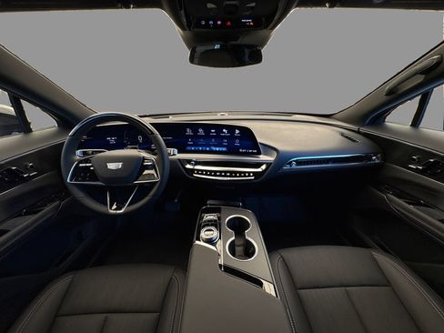 New 2026 Cadillac Lyriq Sport AWD/4WD image 21
