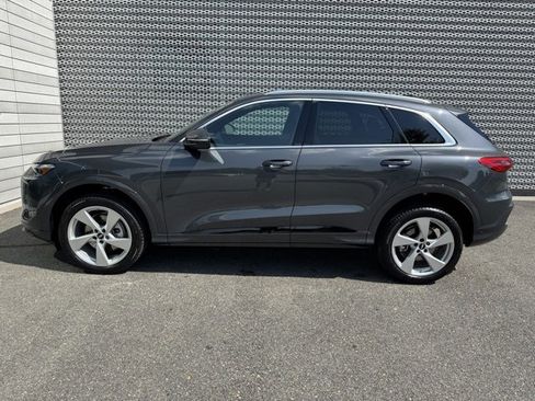 New 2025 Audi Q5 Premium Plus image 2