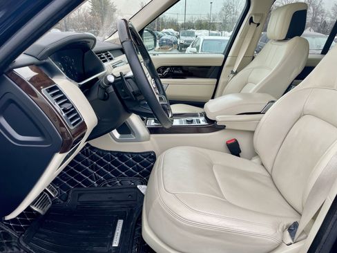 Used 2022 Land Rover Range Rover Westminster Edition image 14