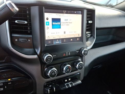 Used 2022 RAM 2500 Big Horn AWD/4WD image 6