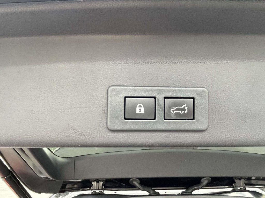 Used 2022 Subaru Ascent Premium w/ Convenience Package AWD/4WD image 12