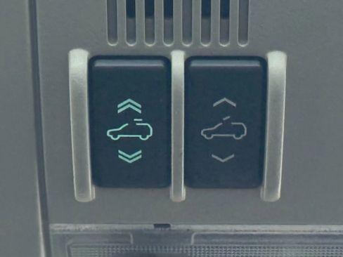 Used 2012 Chevrolet Tahoe LT image 40