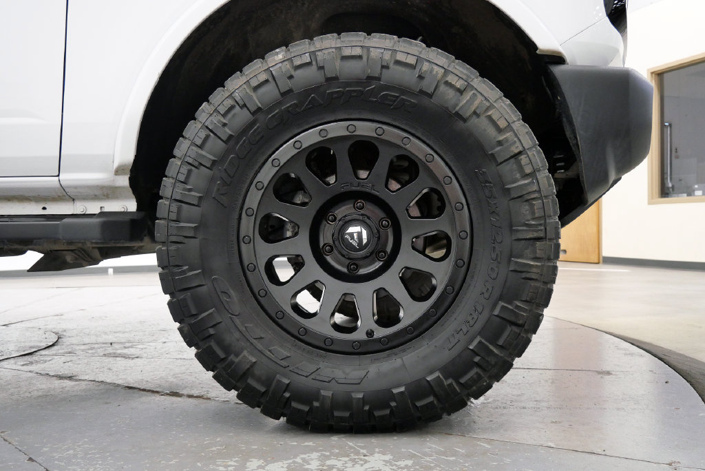 Used 2024 Ford Bronco Outer Banks AWD/4WD image 37