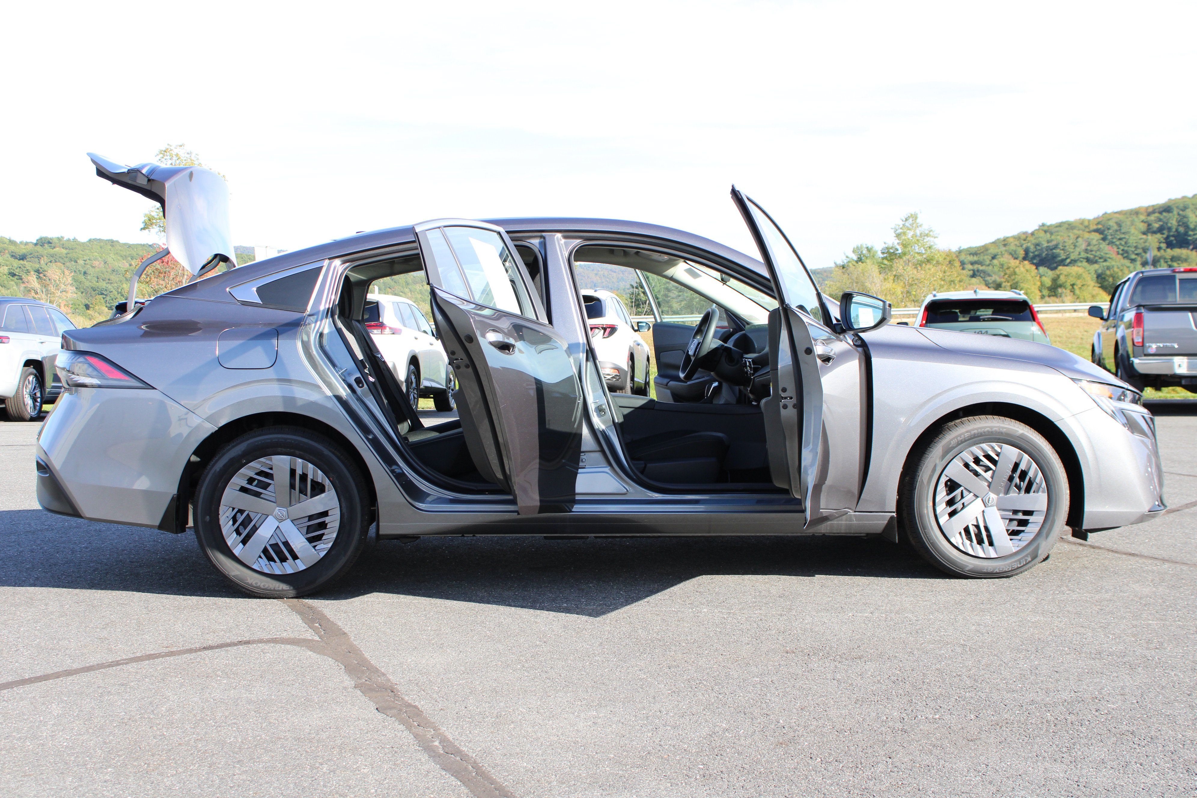 Used 2026 Nissan Sentra SV w/ Floor Mat Package FWD image 14