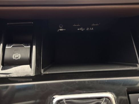 Used 2020 Subaru Outback Touring AWD/4WD image 17