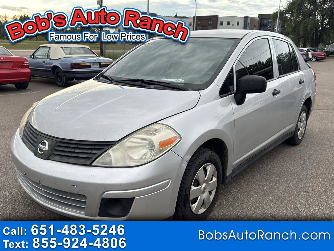 Used 2009 Nissan Versa Sedan FWD image 1