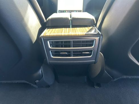 Used 2014 Tesla Model S image 25