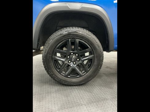 Used 2023 Chevrolet Colorado Trail Boss image 33