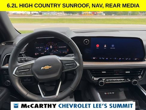 Used 2025 Chevrolet Tahoe High Country AWD/4WD image 23