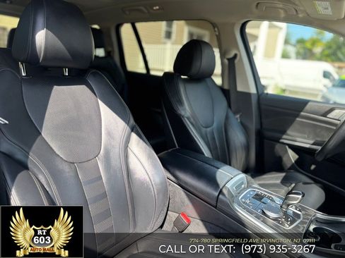 Used 2022 BMW X7 xDrive40i AWD/4WD image 20