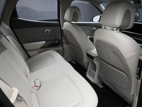 Used 2024 Genesis GV60 RWD image 35