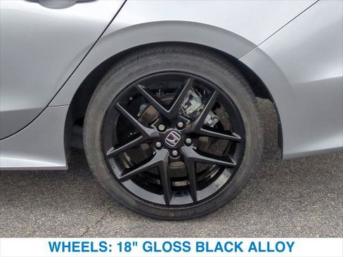 Used 2023 Honda Civic Sport image 11