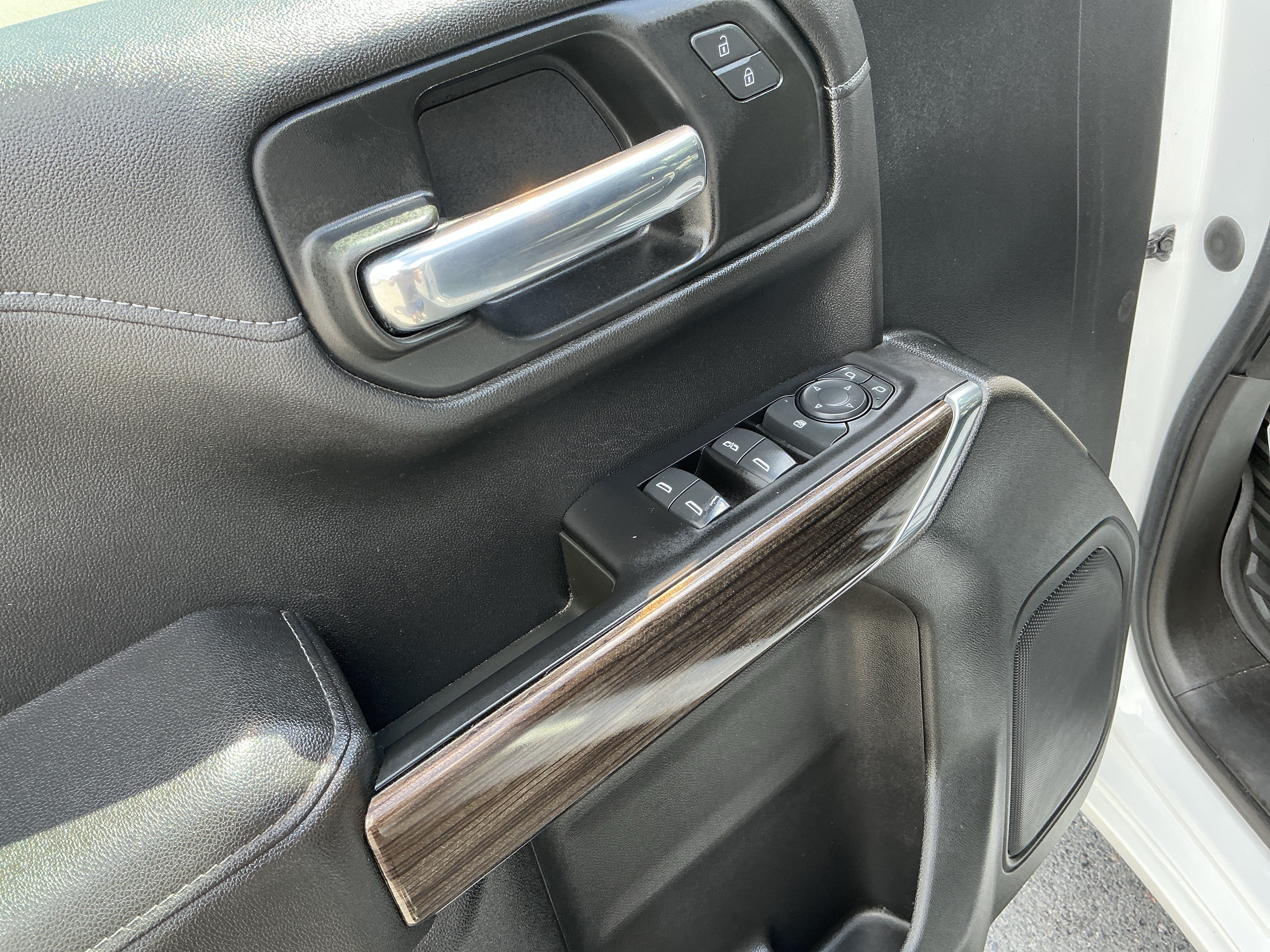 Used 2021 Chevrolet Silverado 1500 RST AWD/4WD image 14