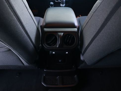 Used 2024 Jeep Wrangler Unlimited Sahara w/ Safety Group AWD/4WD image 34