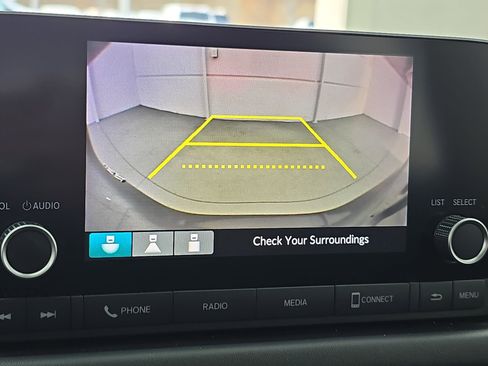 Certified 2023 Honda HR-V LX image 22