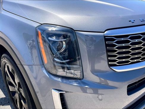 Used 2021 Kia Telluride S FWD image 33