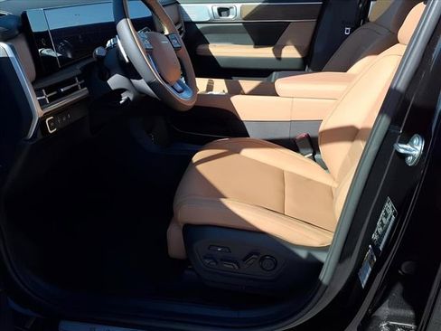 New 2026 Hyundai Santa Fe Calligraphy image 15