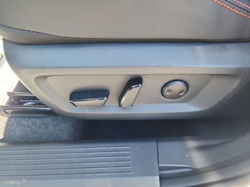 New 2026 Nissan Rogue SV image 12