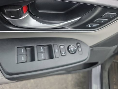 Used 2017 Honda CR-V EX-L image 12