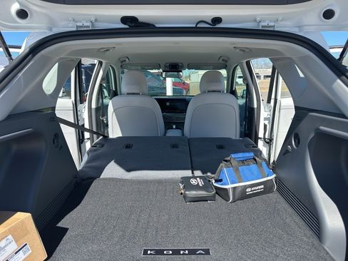 New 2026 Hyundai Kona SE image 33