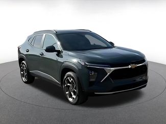 Used 2025 Chevrolet Trax LT video 2
