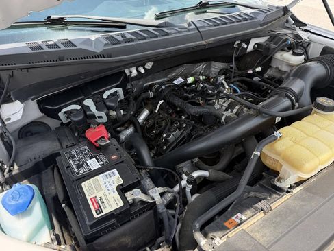 Used 2019 Ford F150 XL w/ Equipment Group 101A Mid AWD/4WD image 26
