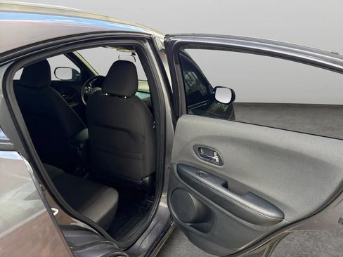 Used 2022 Honda HR-V Sport image 17