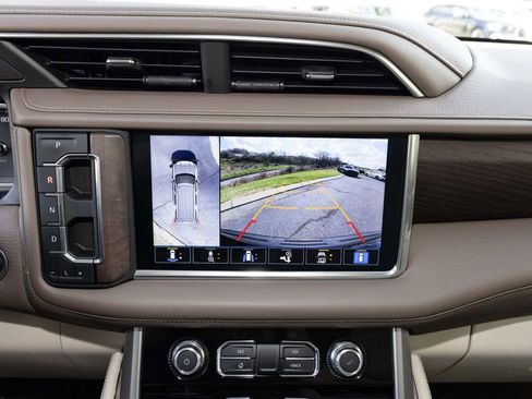 Used 2021 GMC Yukon Denali w/ Denali Ultimate Package image 38