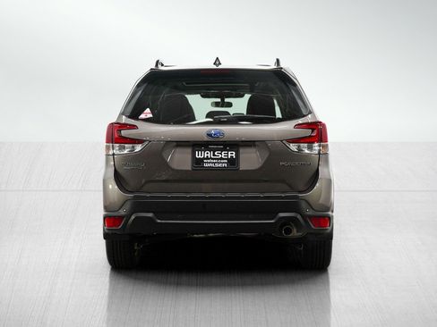 Used 2024 Subaru Forester Limited AWD/4WD image 4