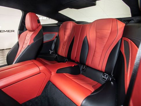 Used 2023 BMW M850i xDrive Coupe image 15