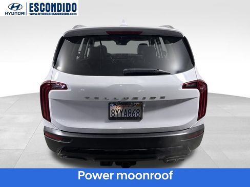 Used 2022 Kia Telluride SX w/ Towing Package image 4