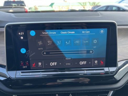 Used 2024 Volkswagen Atlas SE image 20