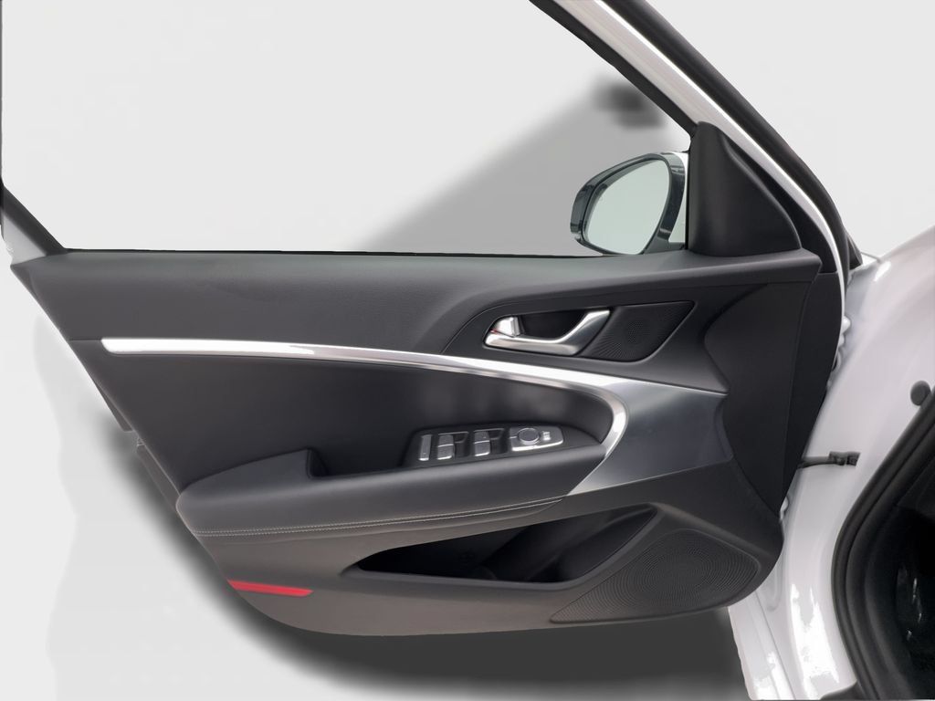 Used 2026 Genesis G70 2.5T RWD image 21