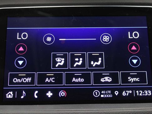 Used 2023 Cadillac XT4 Premium Luxury AWD/4WD image 29