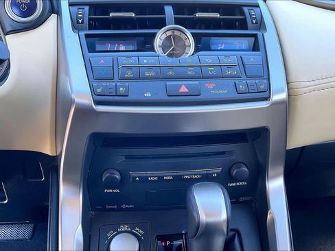 Used 2016 Lexus NX 300h FWD w/ Luxury Package image 31