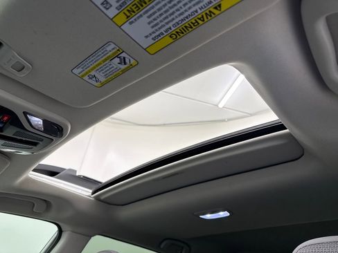 Certified 2025 Subaru Outback Premium image 22