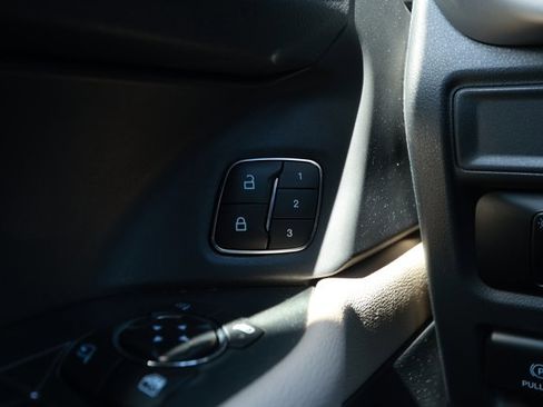 Used 2024 Ford Expedition Max XLT image 21