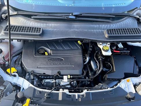 Used 2017 Ford Escape Titanium FWD image 9
