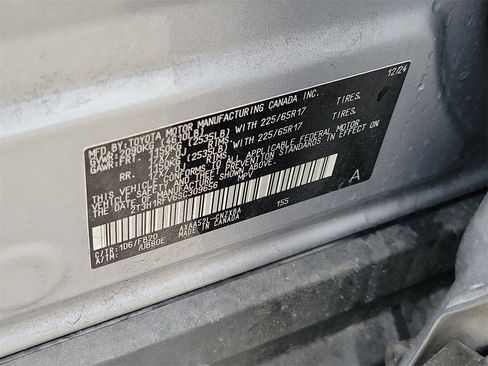 Used 2025 Toyota RAV4 LE image 31