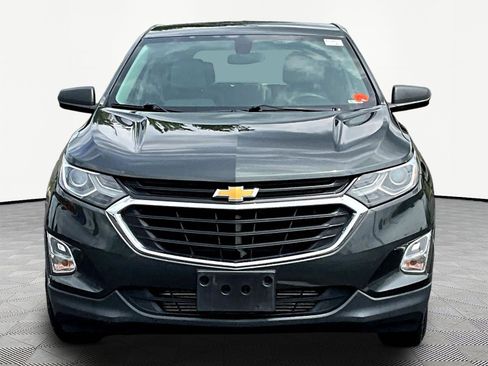 Used 2018 Chevrolet Equinox LS FWD image 2