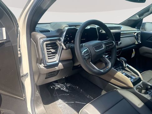 New 2026 GMC Canyon Denali AWD/4WD image 10