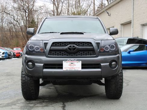 Used 2011 Toyota Tacoma PreRunner w/ TRD Sport Pkg w/JBL Audio image 2