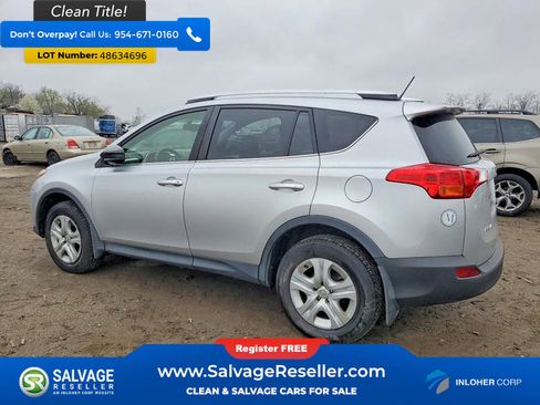 Used 2015 Toyota RAV4 LE image 3