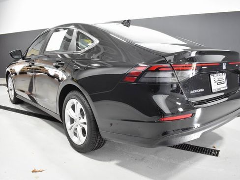 Used 2025 Honda Accord LX image 3