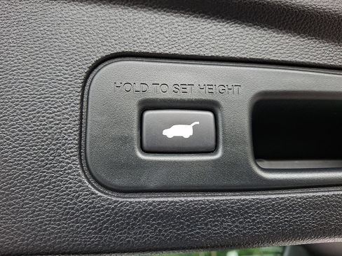 Used 2023 Acura MDX A-Spec AWD/4WD image 34