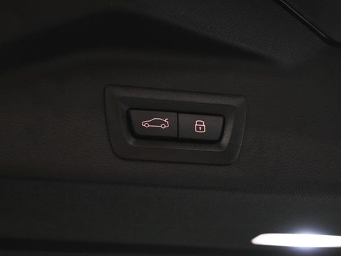 Used 2026 BMW X5 xDrive50e AWD/4WD image 37