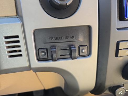 Used 2011 Ford F150 Lariat w/ Lariat Plus Pkg image 19