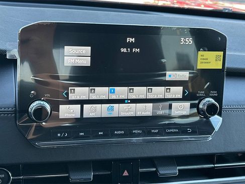 New 2025 Mitsubishi Outlander SE image 18