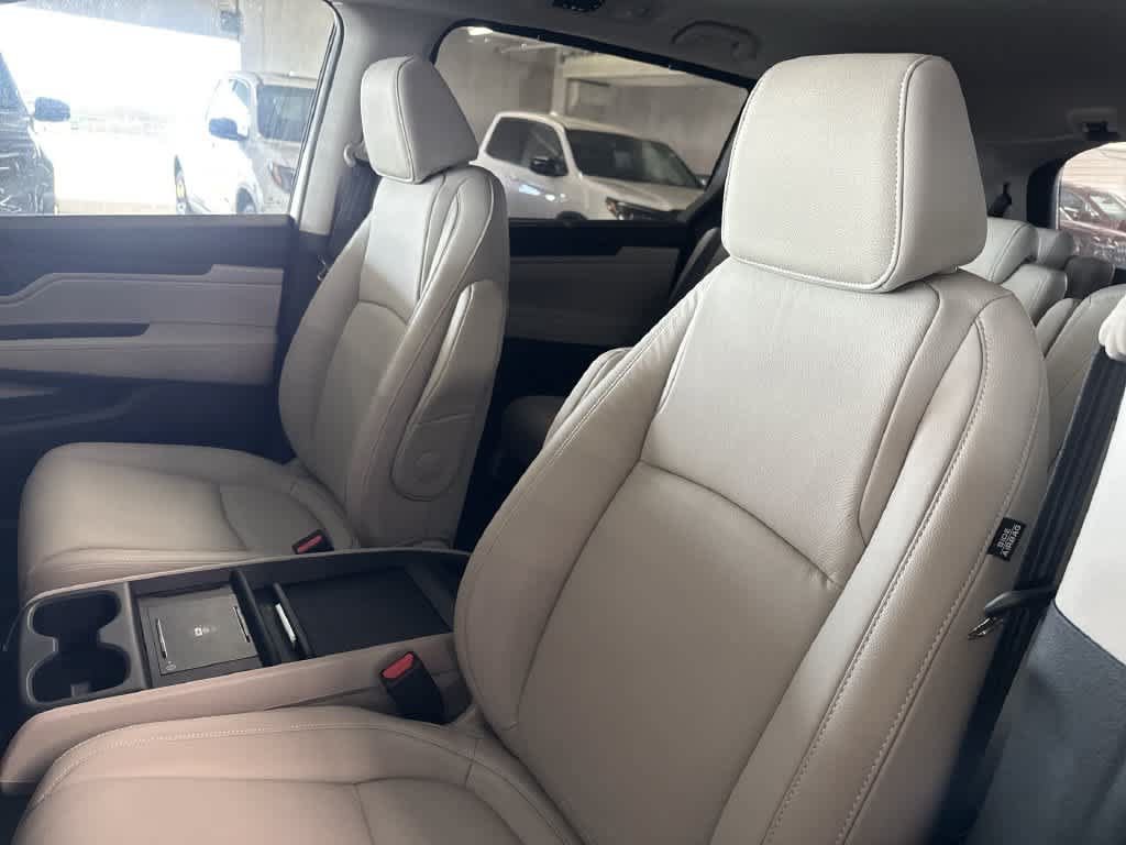New 2026 Honda Odyssey EX-L image 13